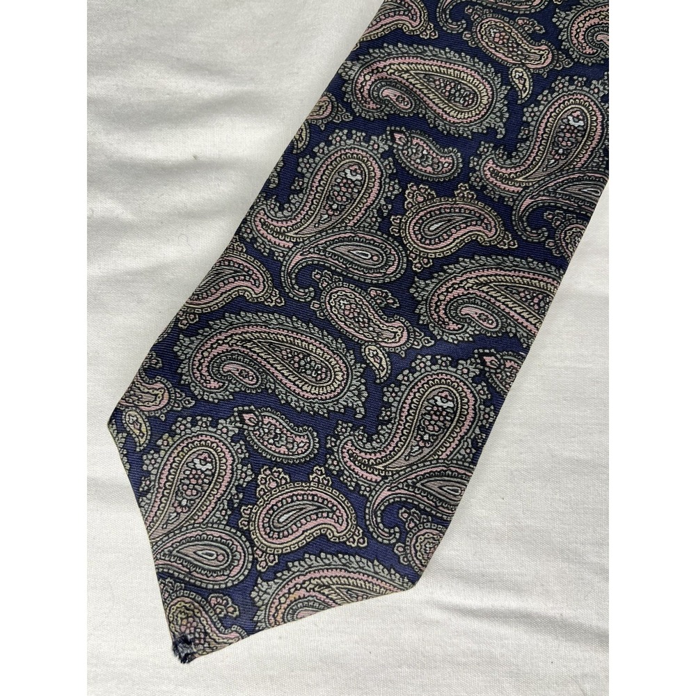 Vintage Oak Hall Memphis Tie Blue Pink Paisley Silk